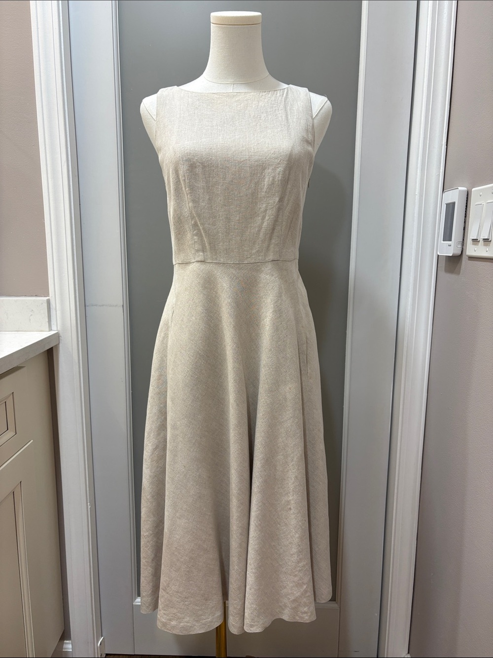 Banana Republic Sleeveless Cream Fit-and-Flare Dress